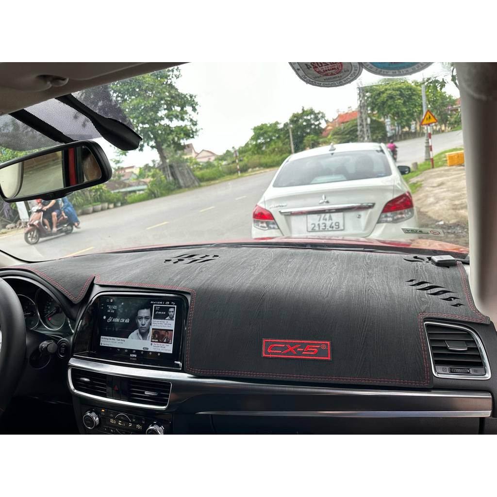 Chi tiết chất liệu thảm taplo