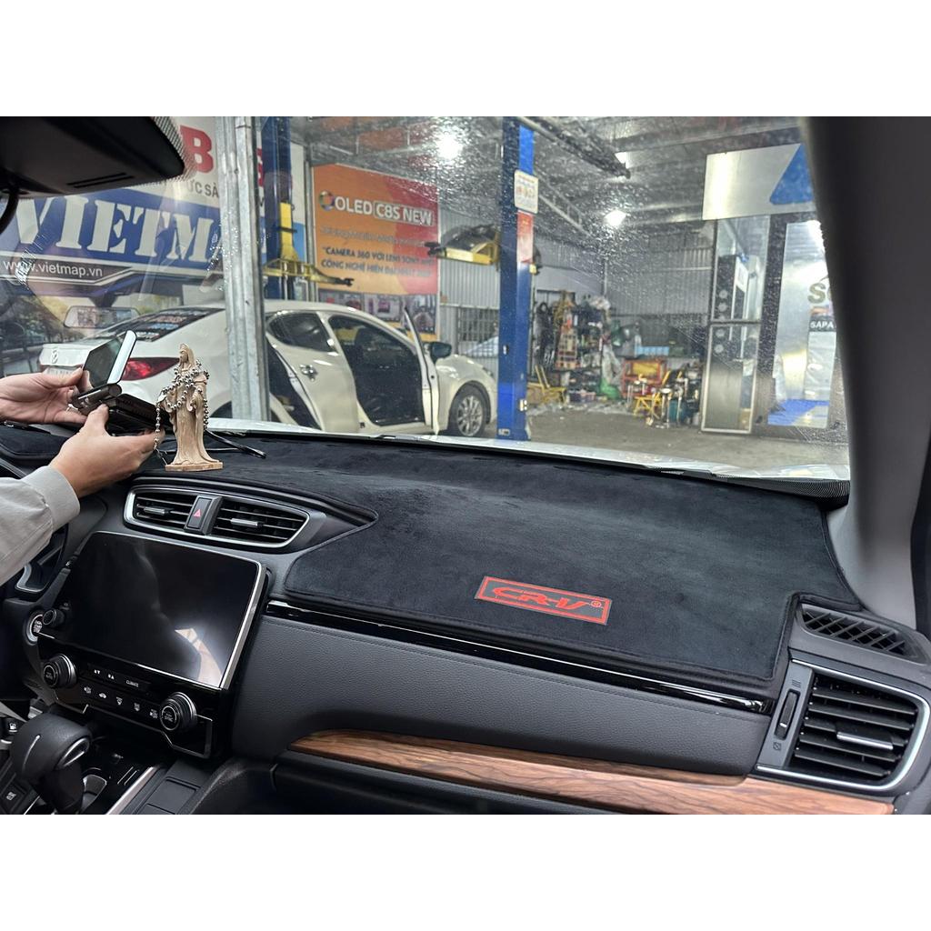 Honda CR-V sau khi trải thảm taplo - ảnh 2