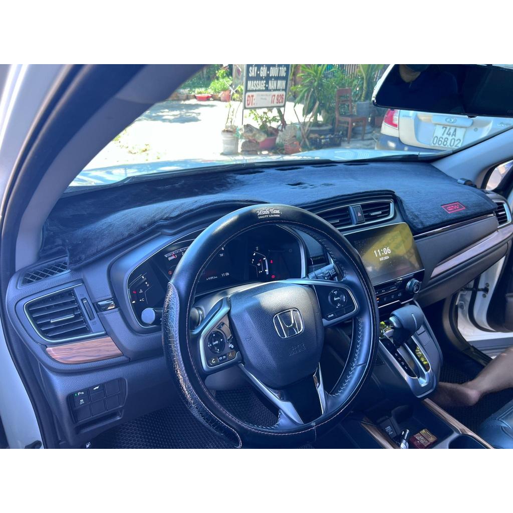 Honda CR-V sau khi trải thảm taplo - ảnh 3