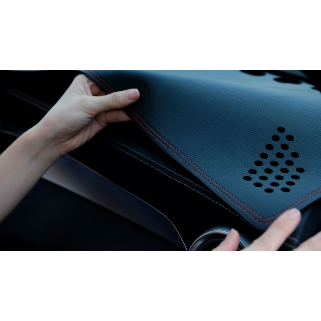 Thảm taplo Skoda Slavia / Kushaq Da carbon