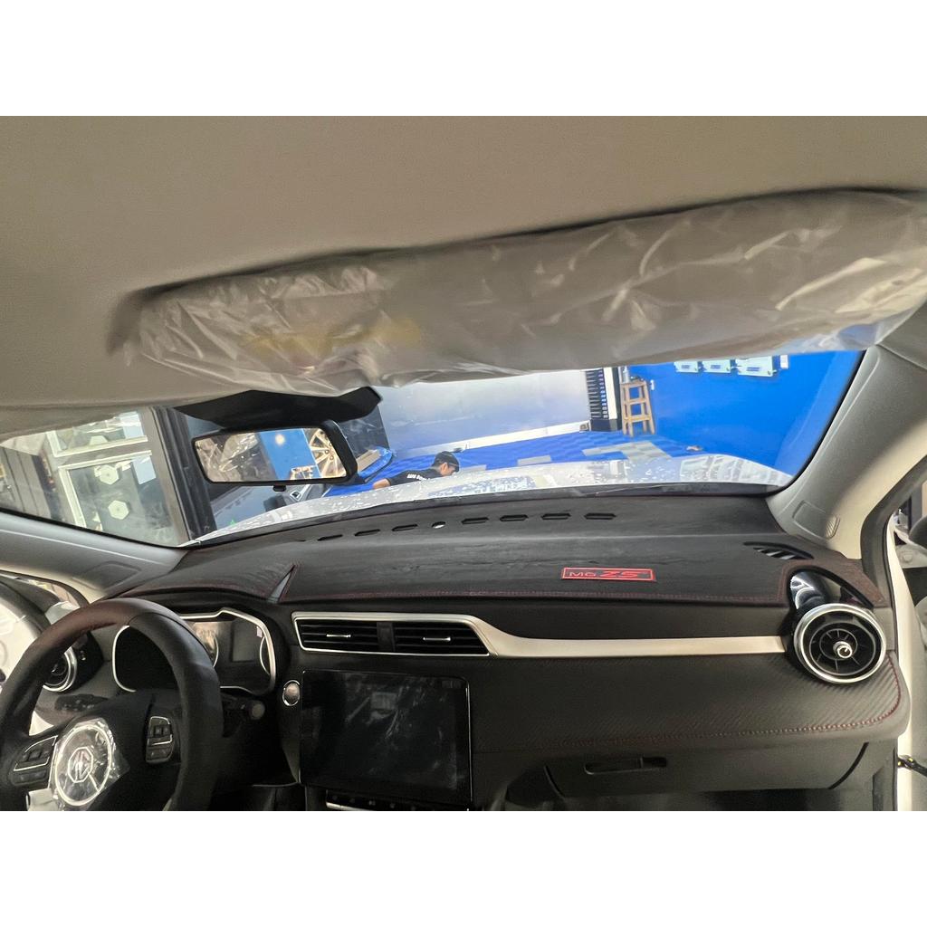 Thảm taplo MG ZS sau khi trải