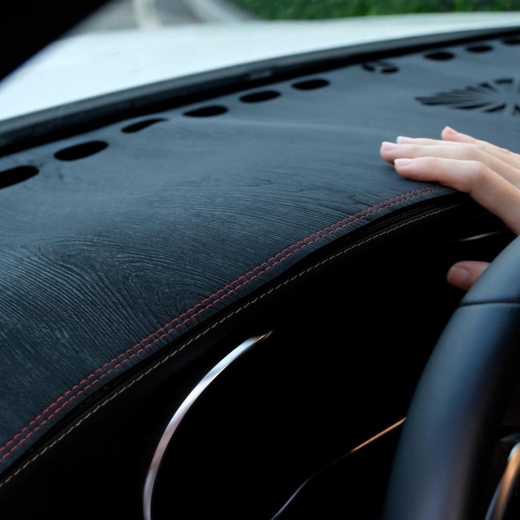 Kia K5 sau khi trải thảm taplo - ảnh 3