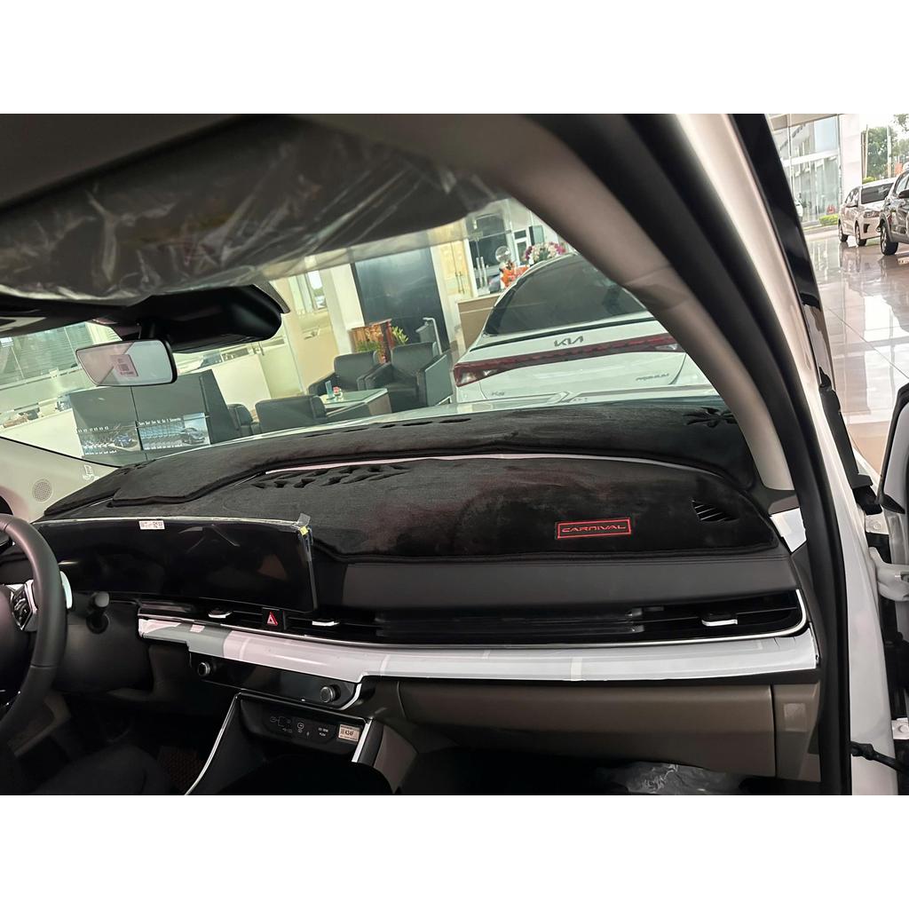 Kia Carnival sau khi trải thảm taplo - ảnh 3